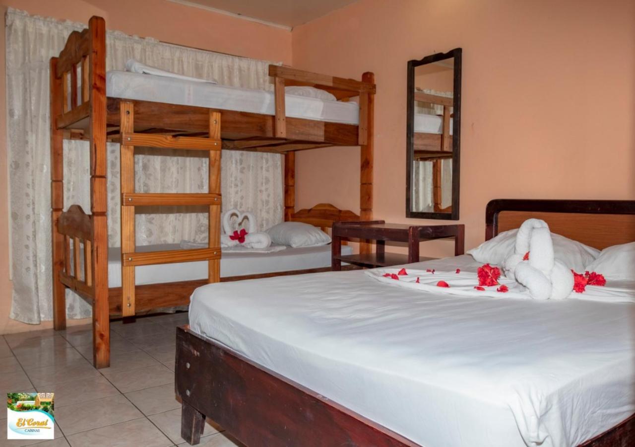 Hotel Y Cabinas El Coral ฆาโก ภายนอก รูปภาพ