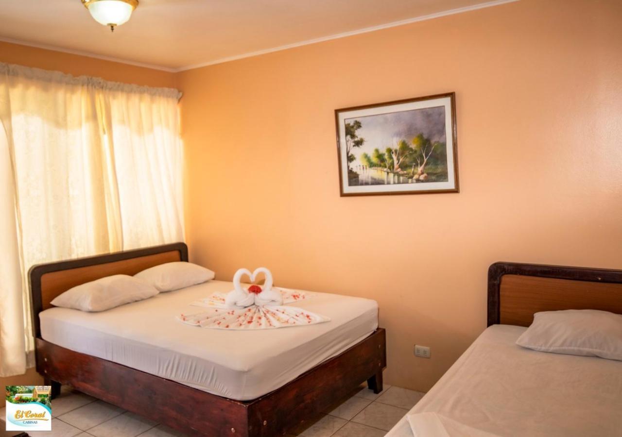 Hotel Y Cabinas El Coral ฆาโก ภายนอก รูปภาพ