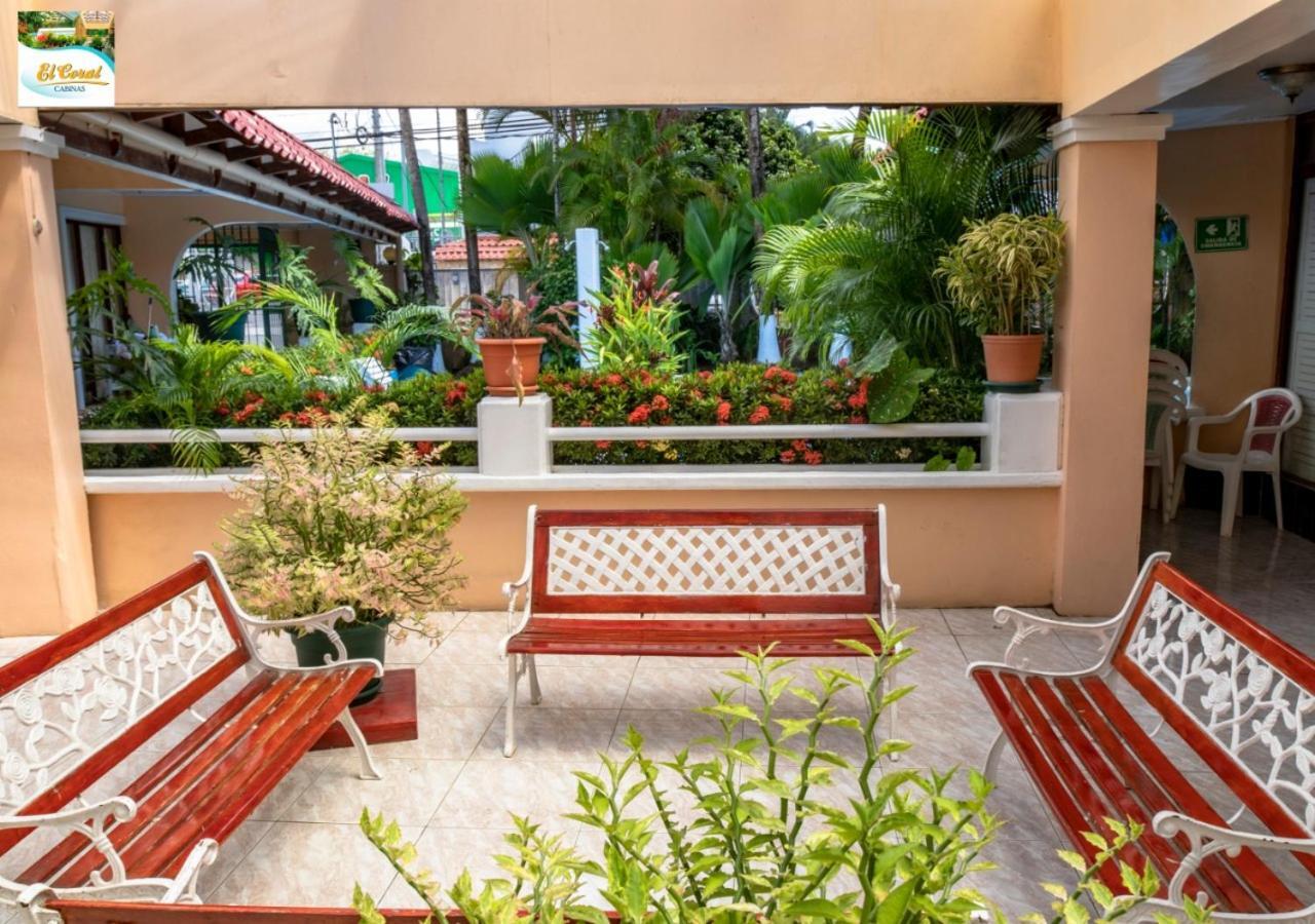 Hotel Y Cabinas El Coral ฆาโก ภายนอก รูปภาพ