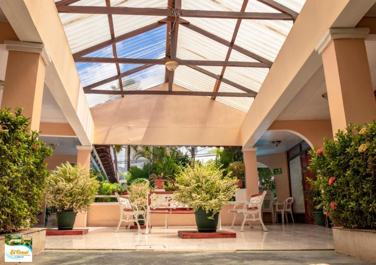 Hotel Y Cabinas El Coral ฆาโก ภายนอก รูปภาพ