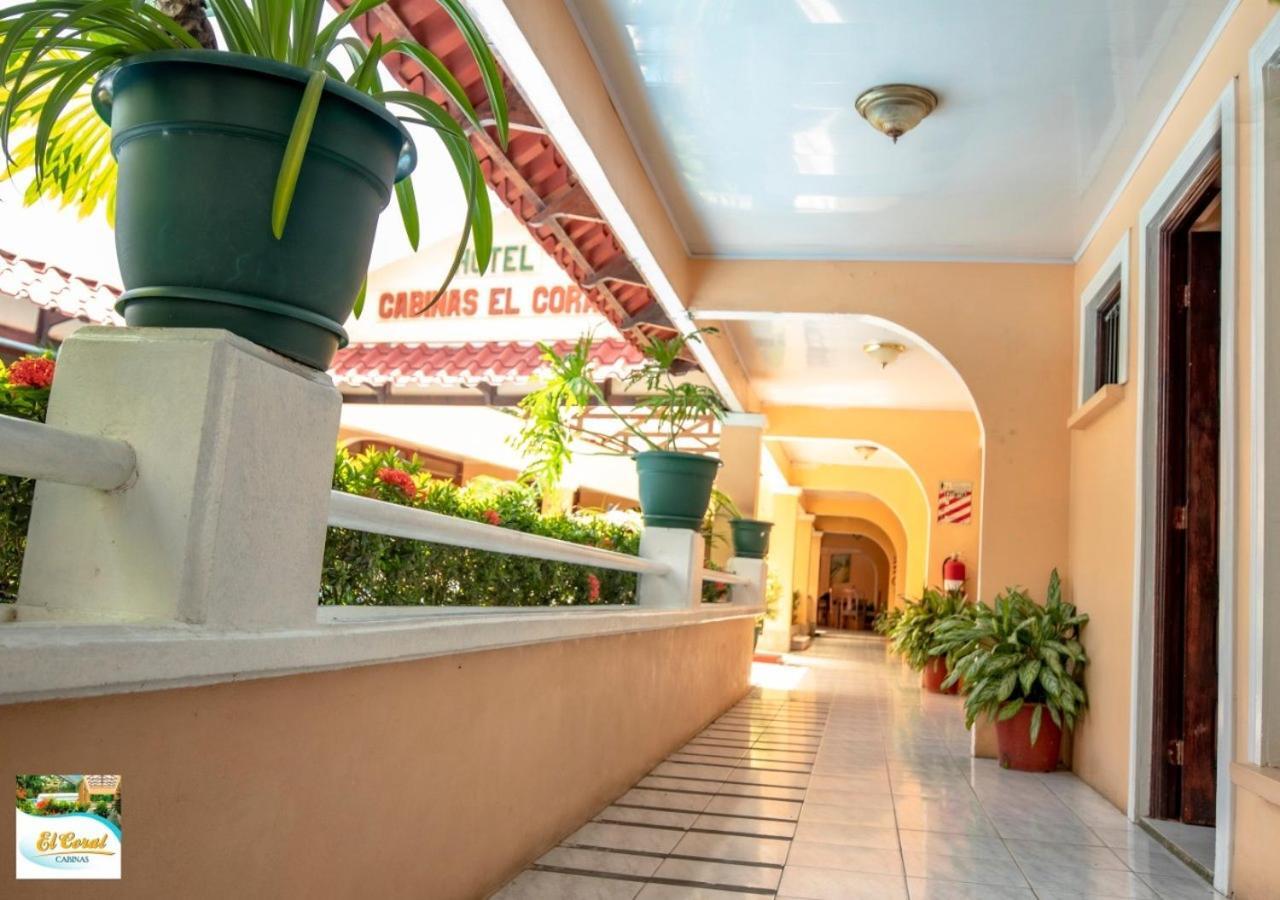 Hotel Y Cabinas El Coral ฆาโก ภายนอก รูปภาพ