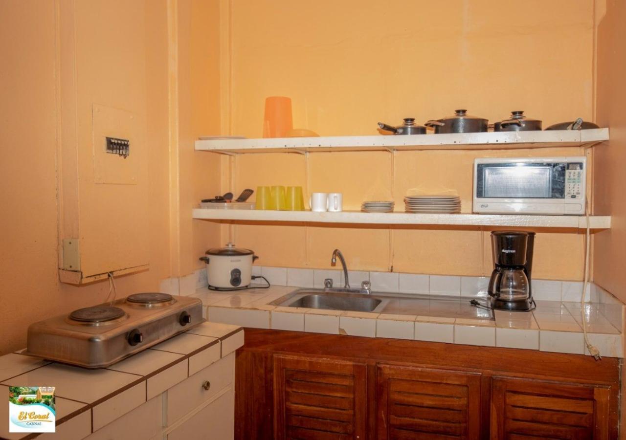 Hotel Y Cabinas El Coral ฆาโก ภายนอก รูปภาพ