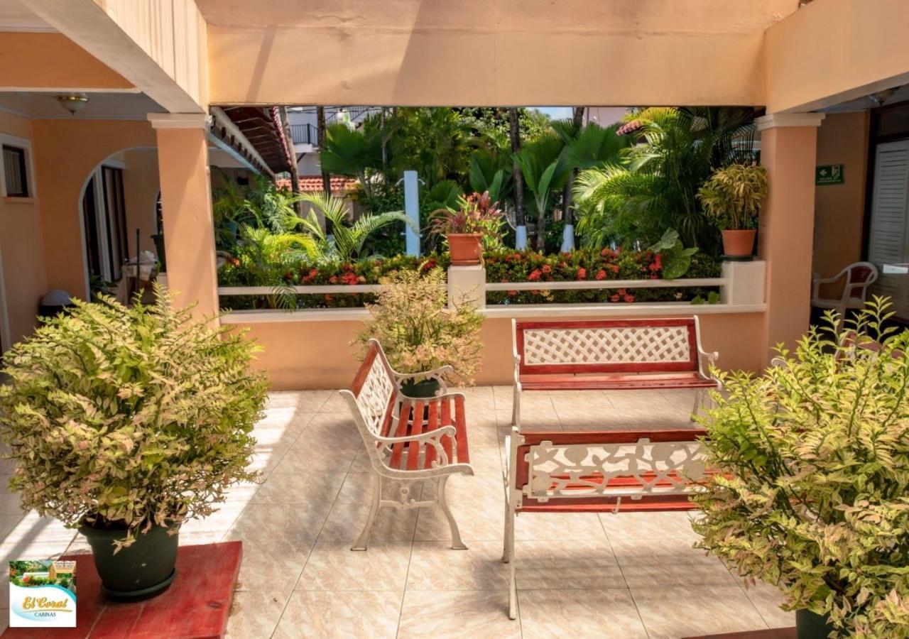 Hotel Y Cabinas El Coral ฆาโก ภายนอก รูปภาพ