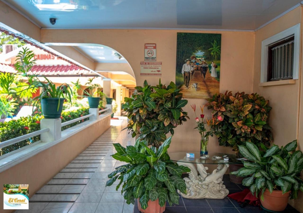 Hotel Y Cabinas El Coral ฆาโก ภายนอก รูปภาพ